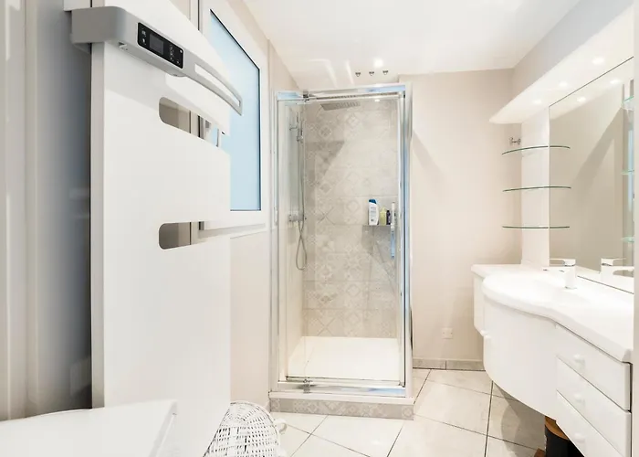 Heol, 5eme Etage,face La Baule