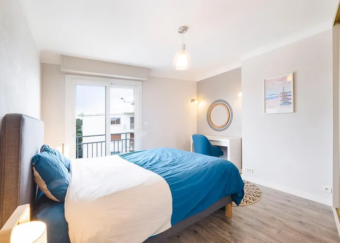 Heol, 5eme Etage,face Lejlighed